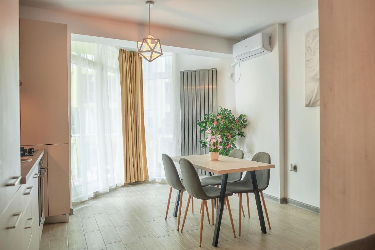 Fanta Sea Apartament Spa N Pool Beach Resort Navodari Ngoại thất bức ảnh