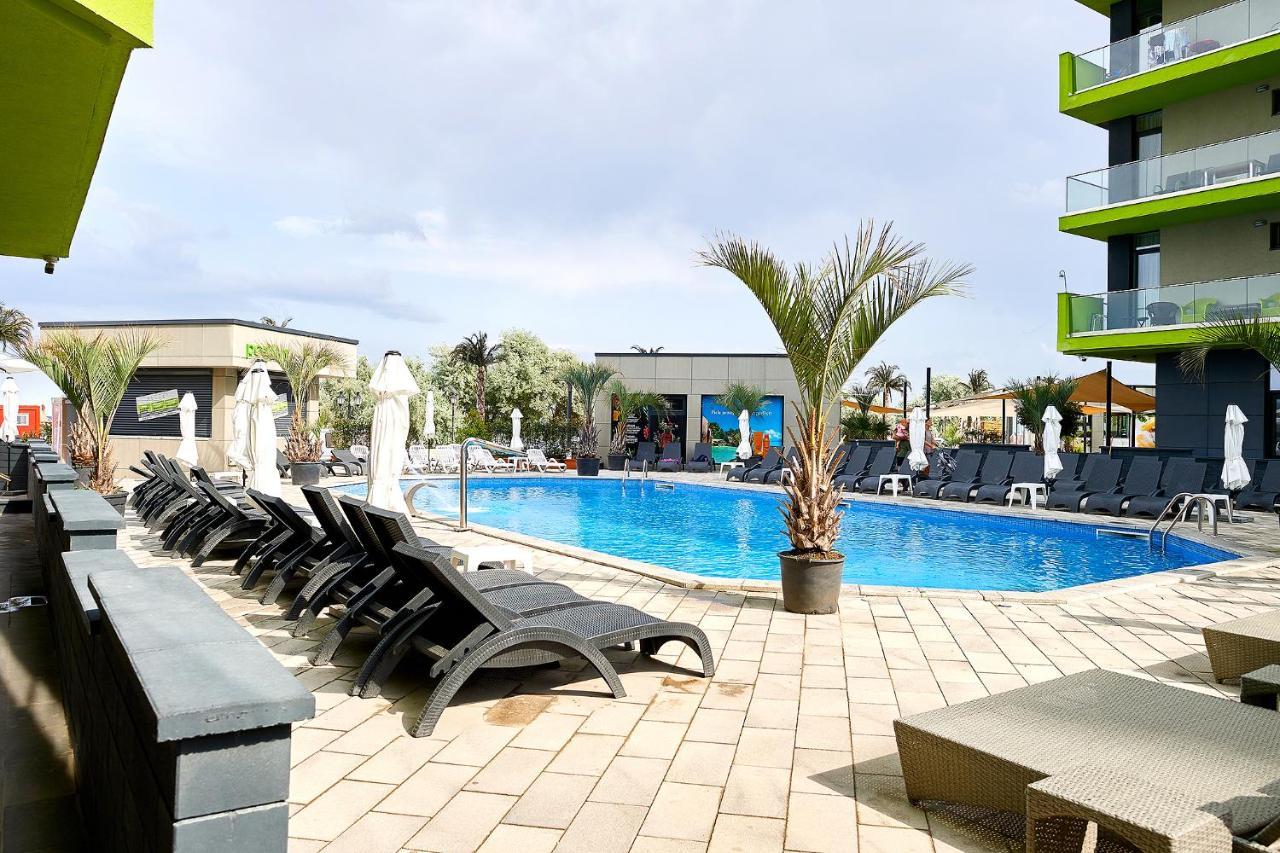 Fanta Sea Apartament Spa N Pool Beach Resort Navodari Ngoại thất bức ảnh